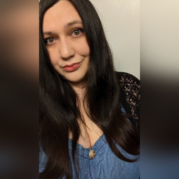 Meet your Posher, Tash - Picture 7 of 10